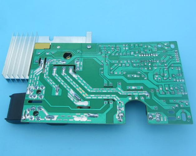 電磁爐維修電路板圖片，電磁爐維修技術 完整版電路圖集合定本